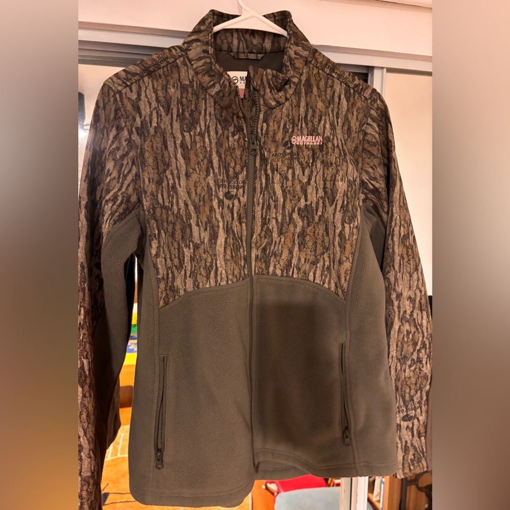 Magellan Outdoors Brown Camouflage Jacket